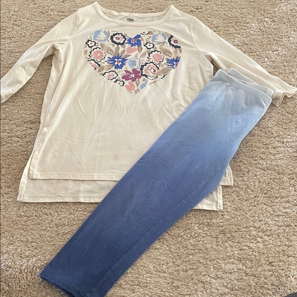 Floral Heart Top and Blue Ombre Leggings Set - Picture 1 of 5